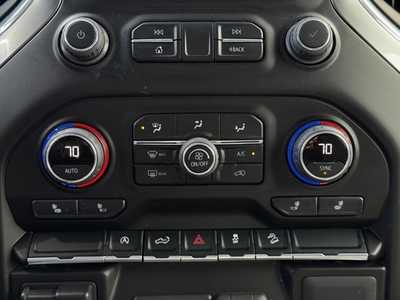 2021 Chevrolet 1500 Crew Cab, $33489. Photo 10
