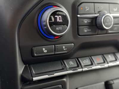 2021 Chevrolet 1500 Crew Cab, $33489. Photo 11