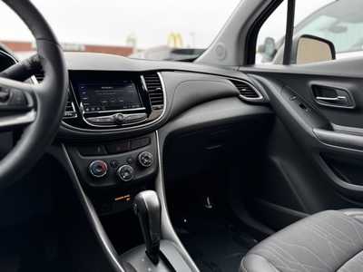 2022 Chevrolet Trax, $18989. Photo 8