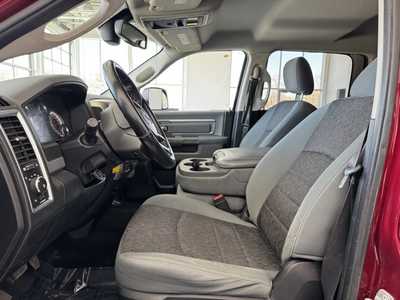2014 RAM 1500 Crew Cab, $16489. Photo 4