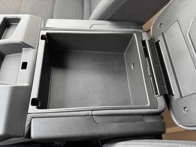 2025 Chevrolet 1500 Crew Cab, $54370.0. Photo 11
