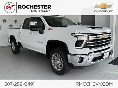 2025 Chevrolet 3500 Crew Cab, $78760.0. Photo 1