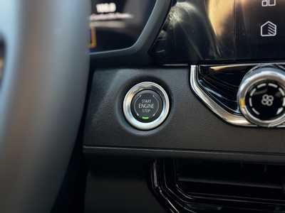 2025 Chevrolet Colorado Crew Cab, $34135.0. Photo 9