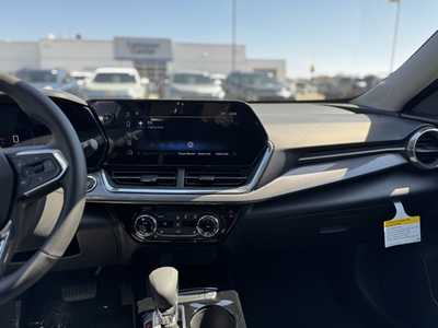 2025 Chevrolet Trax, $27485.0. Photo 8
