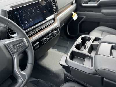 2025 Chevrolet 3500 Crew Cab, $74890.0. Photo 10