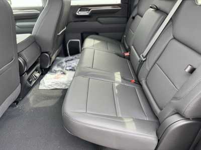 2025 Chevrolet 3500 Crew Cab, $74890.0. Photo 5
