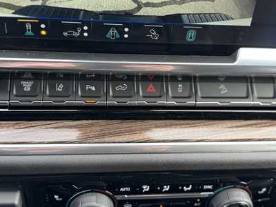 2025 Chevrolet 3500 Crew Cab, $74890.0. Photo 7