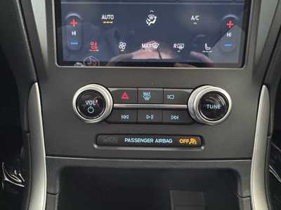 2021 Ford Edge, $23999. Photo 10