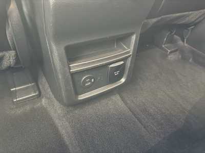 2021 Ford Edge, $23999. Photo 6