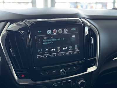 2019 Chevrolet Traverse, $19999. Photo 2