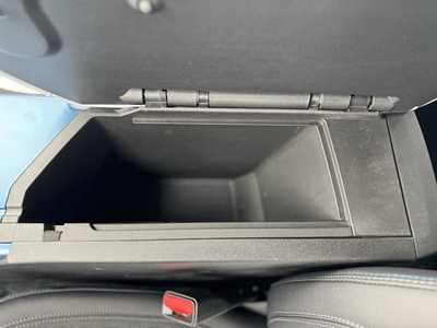 2025 Chevrolet Equinox, $44885. Photo 10