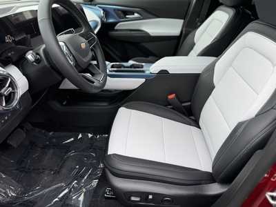 2025 Chevrolet Equinox, $44885. Photo 4