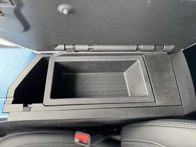 2025 Chevrolet Equinox, $44885. Photo 9
