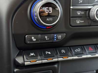 2022 Chevrolet 1500 Crew Cab, $38985. Photo 12
