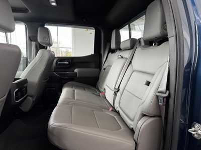 2022 Chevrolet 1500 Crew Cab, $38985. Photo 6