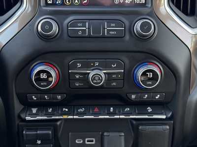 2022 Chevrolet 3500 Crew Cab, $57685. Photo 11