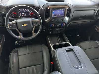 2022 Chevrolet 3500 Crew Cab, $57685. Photo 7