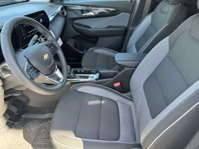 2025 Chevrolet TrailBlazer, $. Photo 4