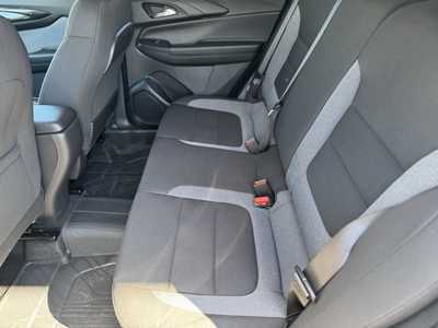 2025 Chevrolet TrailBlazer, $. Photo 5