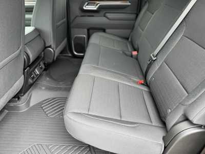 2025 Chevrolet 3500 Crew Cab, $58165.0. Photo 6