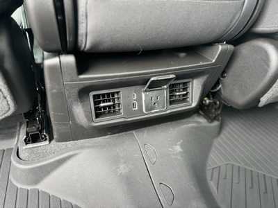 2025 Chevrolet 3500 Crew Cab, $58165.0. Photo 7