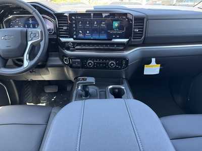 2025 Chevrolet 1500 Crew Cab, $66795.0. Photo 2