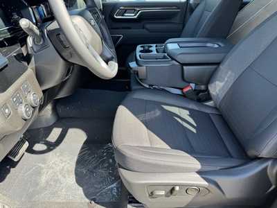 2025 Chevrolet 3500 Crew Cab, $58910.0. Photo 5