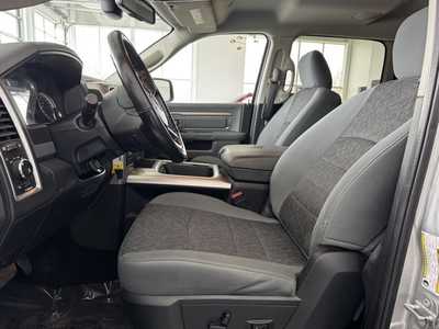 2017 RAM 1500 Crew Cab, $18985. Photo 4