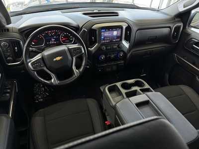 2020 Chevrolet 1500 Crew Cab, $27489. Photo 6