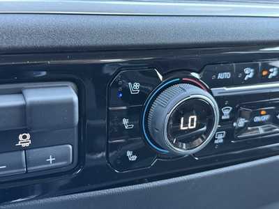 2025 Chevrolet 3500 Crew Cab, $64165.0. Photo 11