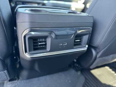 2025 Chevrolet 3500 Crew Cab, $64165.0. Photo 7