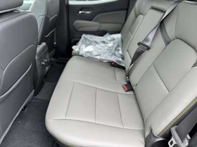 2025 Chevrolet Colorado Crew Cab, $51270.0. Photo 6