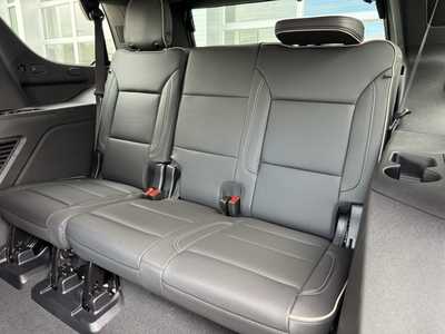 2025 Chevrolet Tahoe, $76095.0. Photo 7