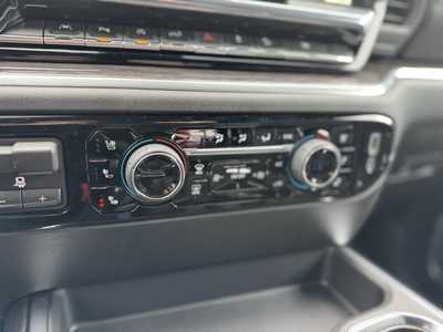 2025 Chevrolet 1500 Crew Cab, $60280.0. Photo 11