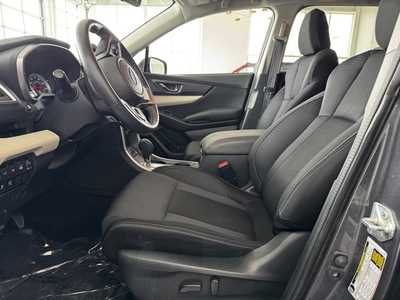 2022 Subaru Ascent, $26590. Photo 4