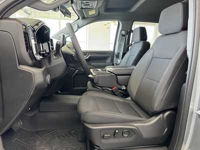 2025 Chevrolet 1500 Crew Cab, $57435.0. Photo 4