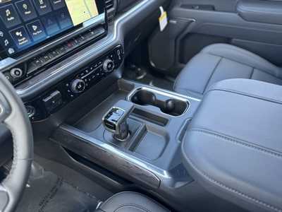 2025 Chevrolet 1500 Crew Cab, $. Photo 10