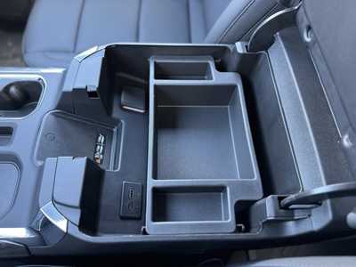 2025 Chevrolet 1500 Crew Cab, $. Photo 11