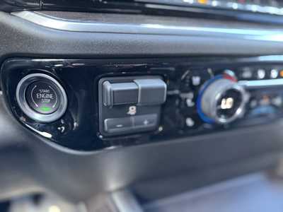2025 Chevrolet 1500 Crew Cab, $. Photo 9