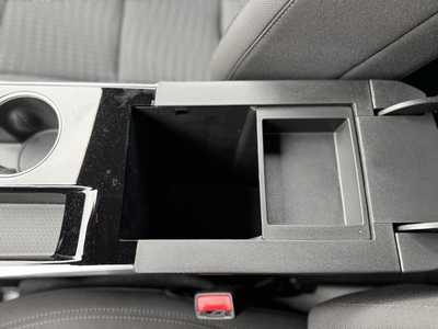 2025 Chevrolet Equinox, $31995.0. Photo 11