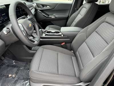 2025 Chevrolet Equinox, $31995.0. Photo 4