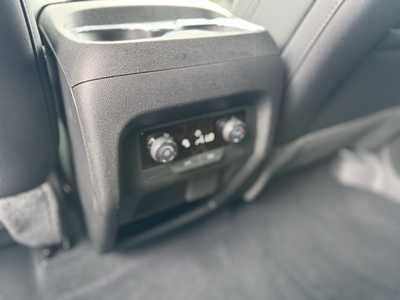 2025 Chevrolet Traverse, $45695.0. Photo 6