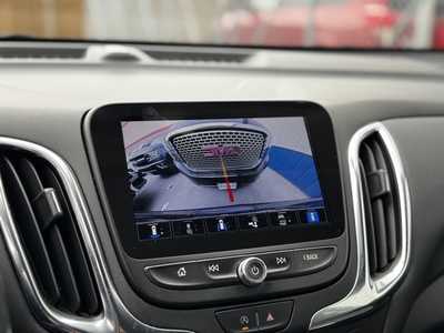 2022 Chevrolet Equinox, $22590. Photo 3