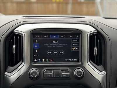 2020 Chevrolet 1500 Crew Cab, $38995. Photo 2