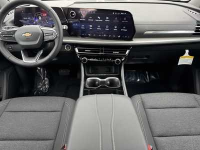 2025 Chevrolet Traverse, $44695.0. Photo 2