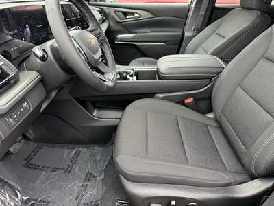 2025 Chevrolet Traverse, $44695.0. Photo 5