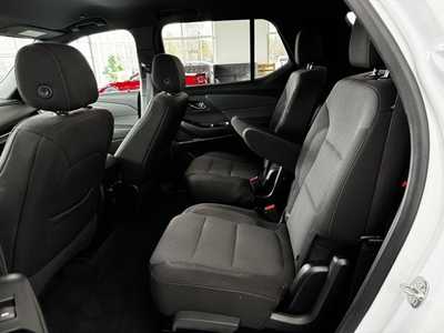 2022 Chevrolet Traverse, $31995. Photo 5