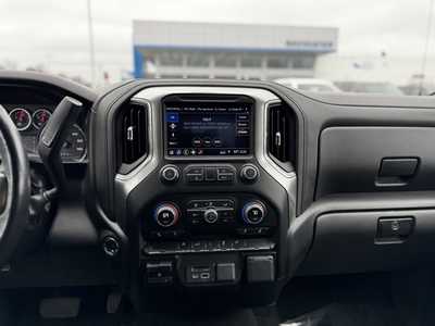 2019 Chevrolet 1500 Crew Cab, $28995. Photo 7