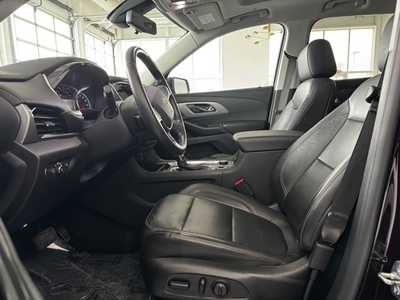 2021 Chevrolet Traverse, $30595. Photo 4