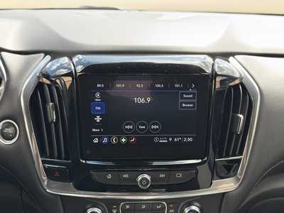 2022 Chevrolet Traverse, $33995. Photo 2
